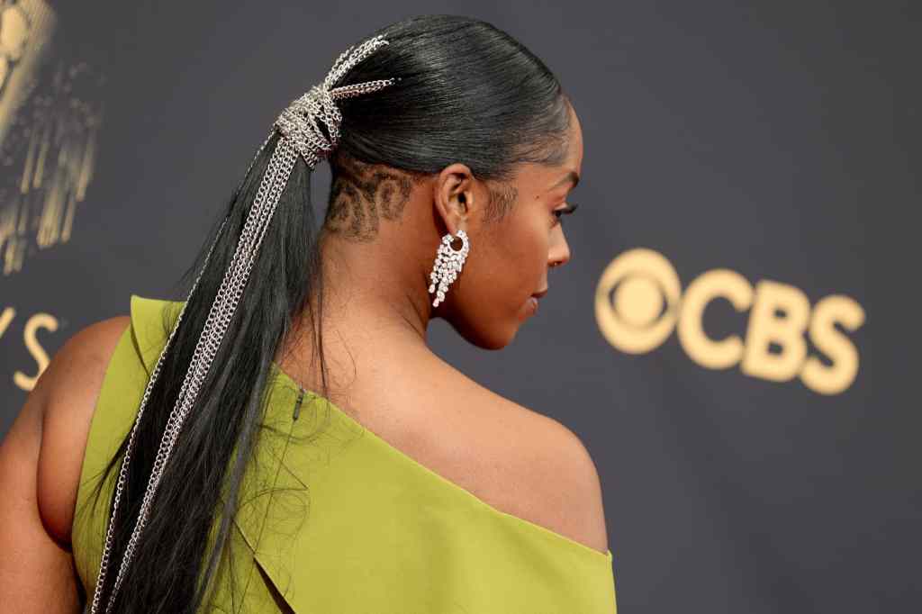 class="js-slideshow-image"/