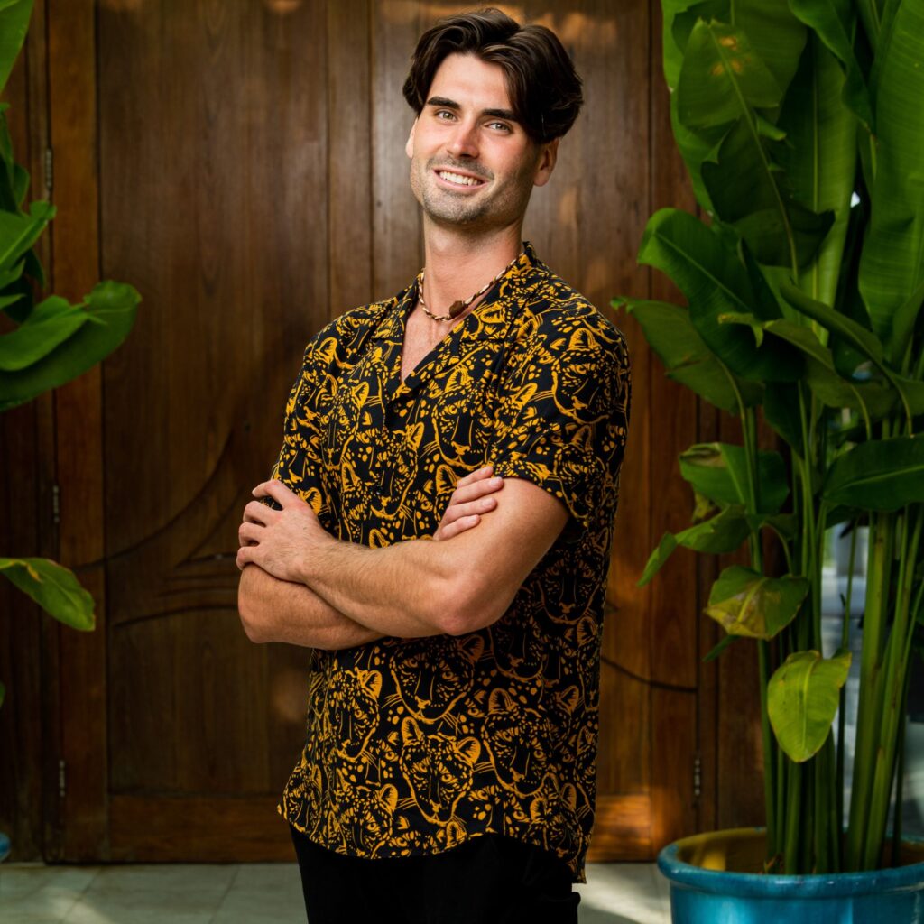 James FBOY Island Australia men