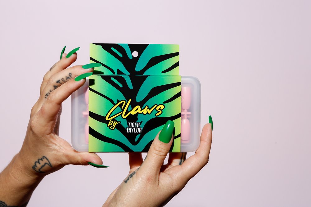 clawsbytigertaylor.com